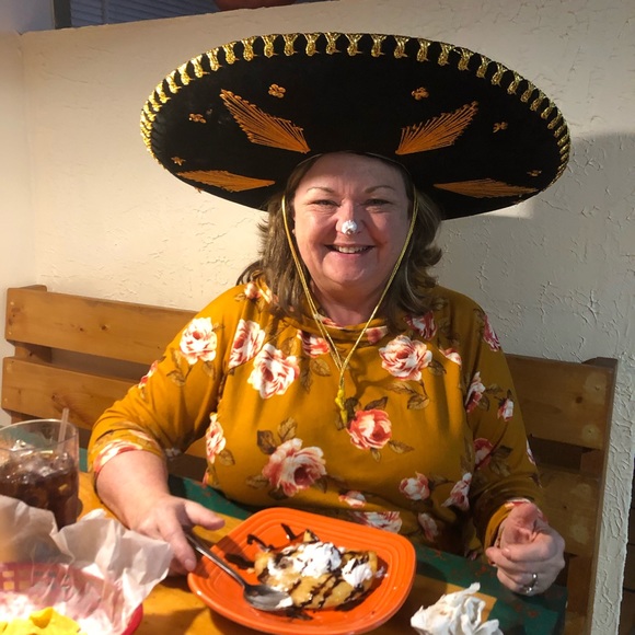 Meet your Posher, Letabug - Picture 5 of 7